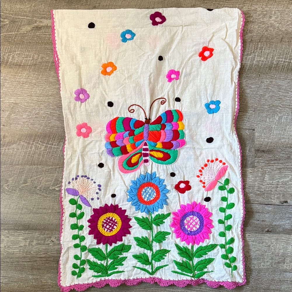 Boho Floral & Butterfly Table Runner